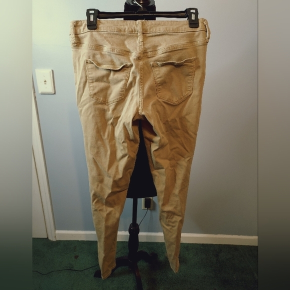 Universal Thread Size 6/28R Khaki Color Mid Rise Skinny Jeans - Picture 7 of 11
